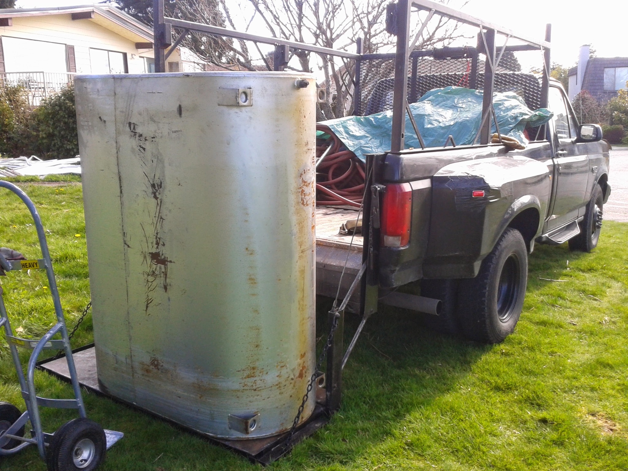 Oil tank removal work